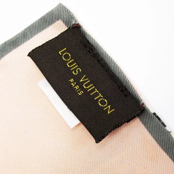Auth LOUIS VUITTON Vuitton　Scarf Pink silk - Picture 5 of 9